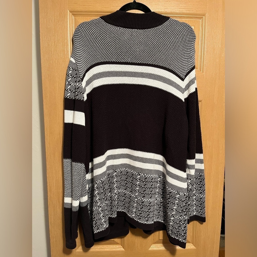CJ Banks Black and White Zip Up Sweater - Picture 4 of 8